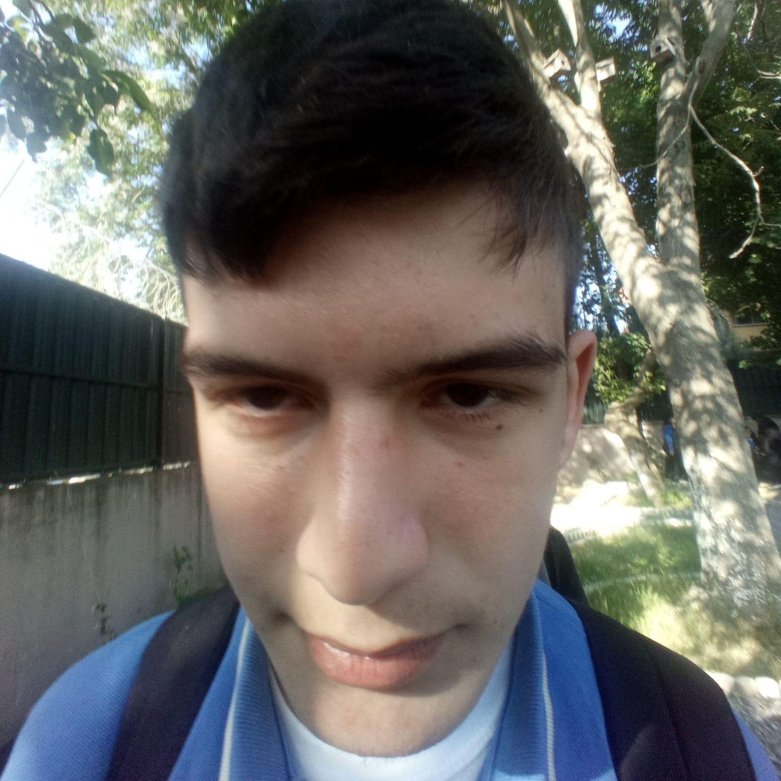 Erenis11 avatar