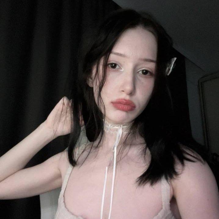 ejikvkedax avatar