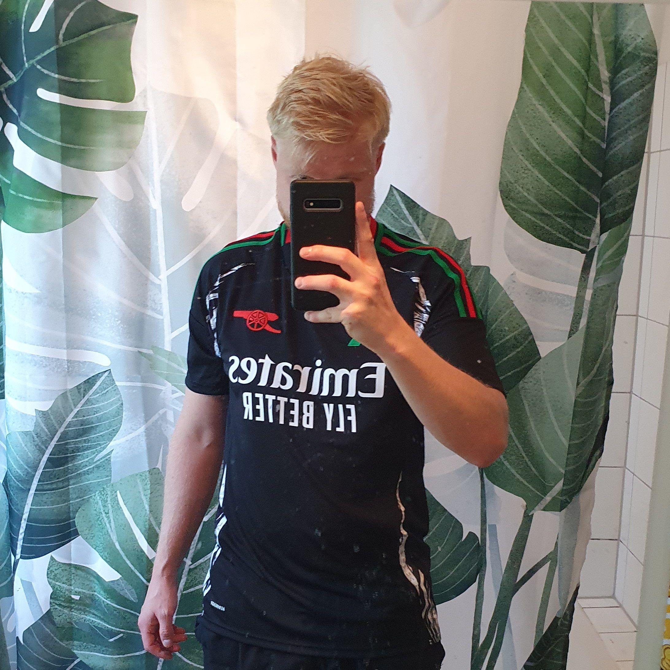 s1-erra avatar