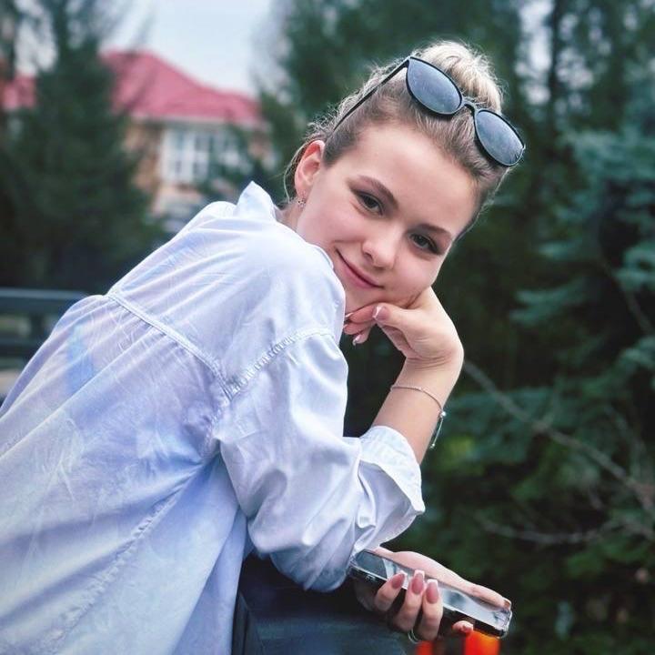 ALINA667 avatar
