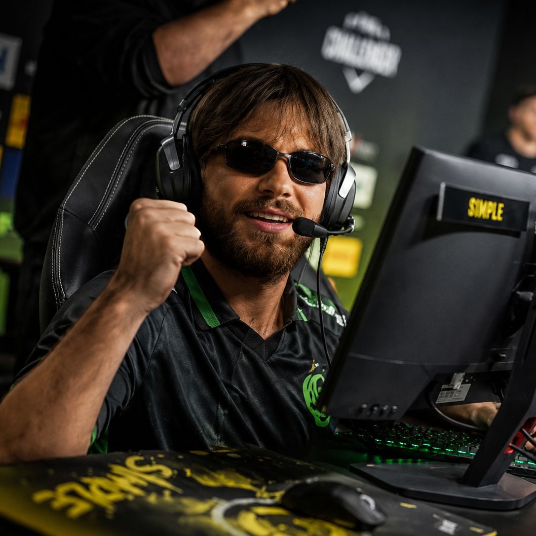 LookaW FACEIT avatar