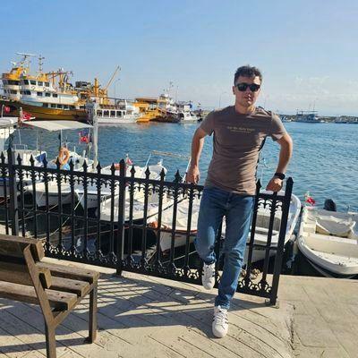 ylcNN_ avatar