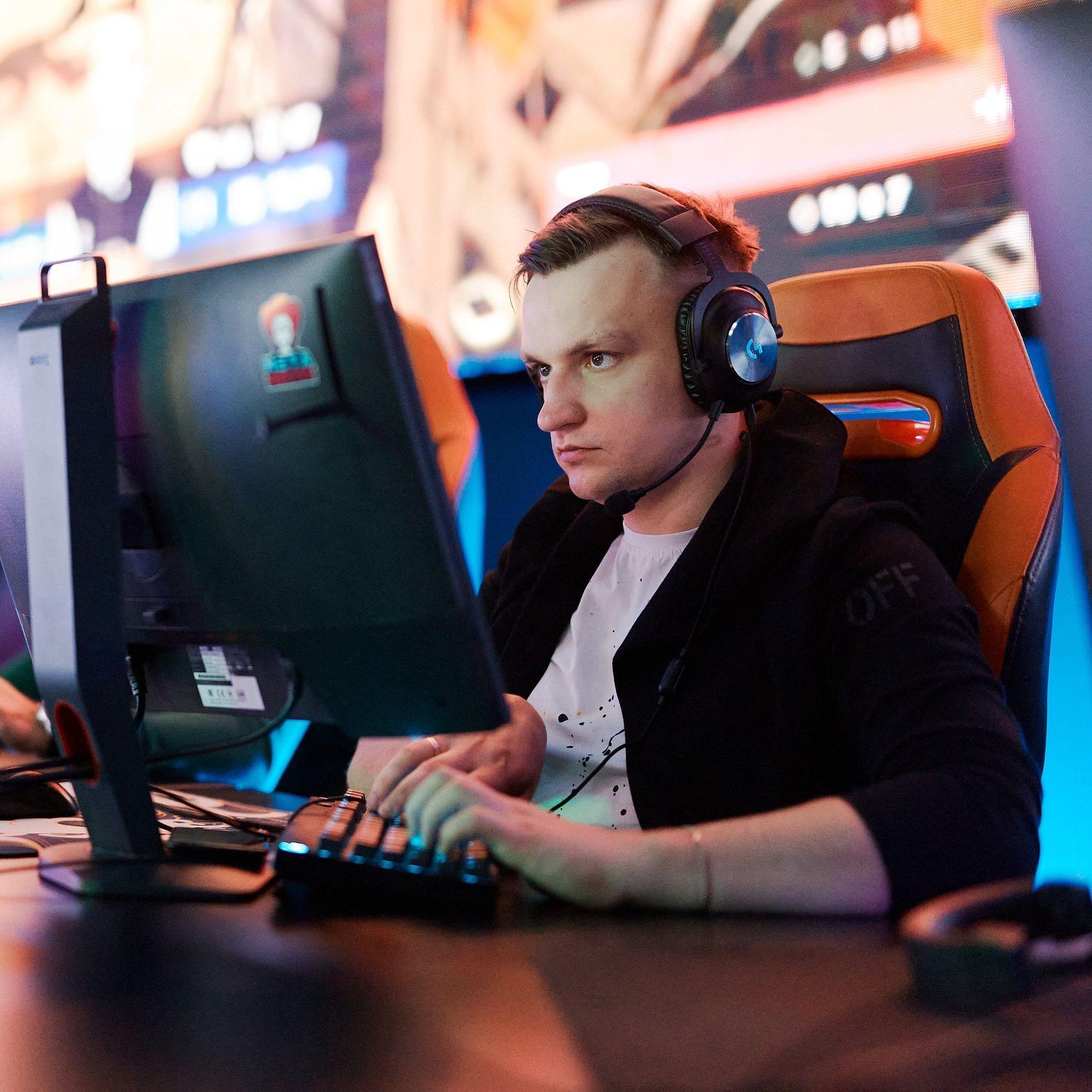 CS2 - CyberFocus Clan