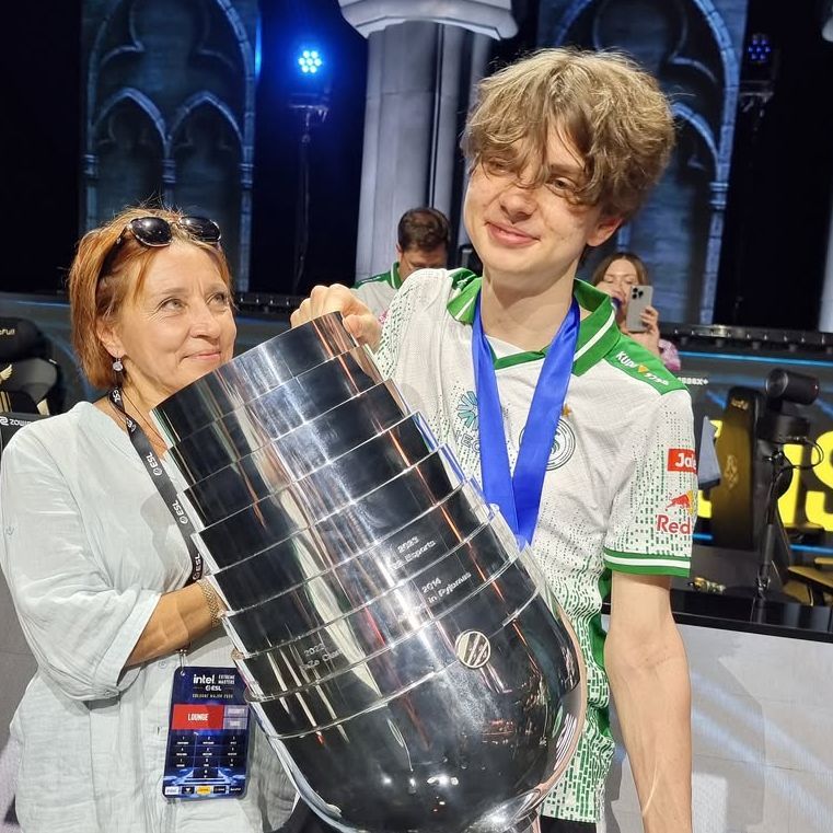 matwj4aa FACEIT avatar