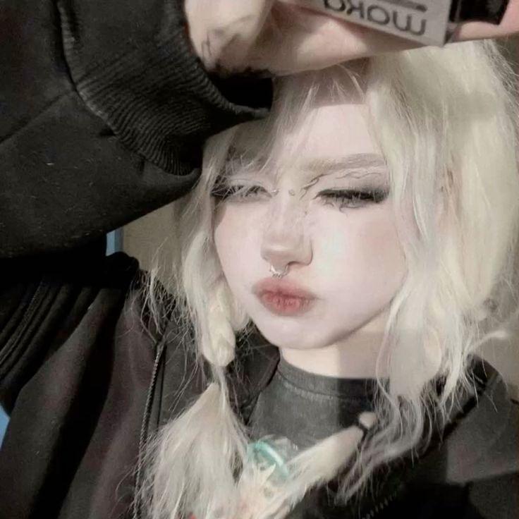 blondessa avatar