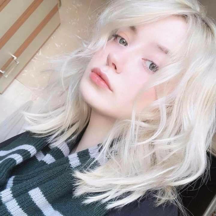 Pandora_-