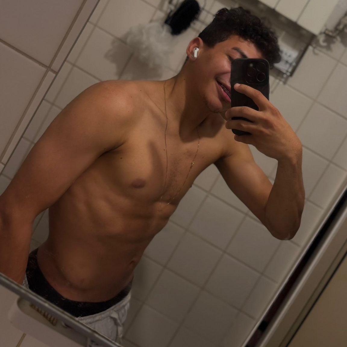 S_andrad00