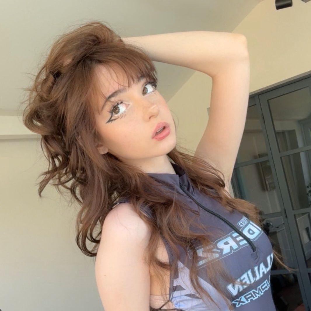 Emis69 avatar