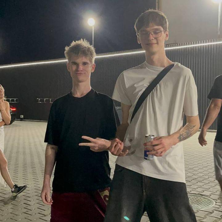 _1LegEnDa__ avatar