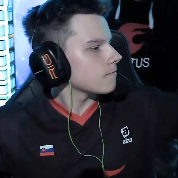 team_Kar1oma