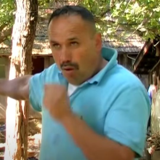 pekmezovaca avatar