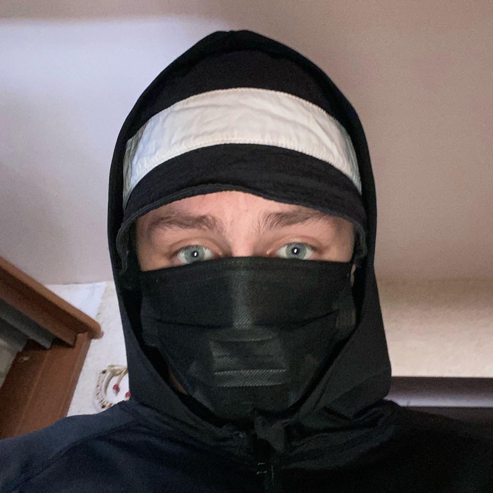 bronnikov666 avatar