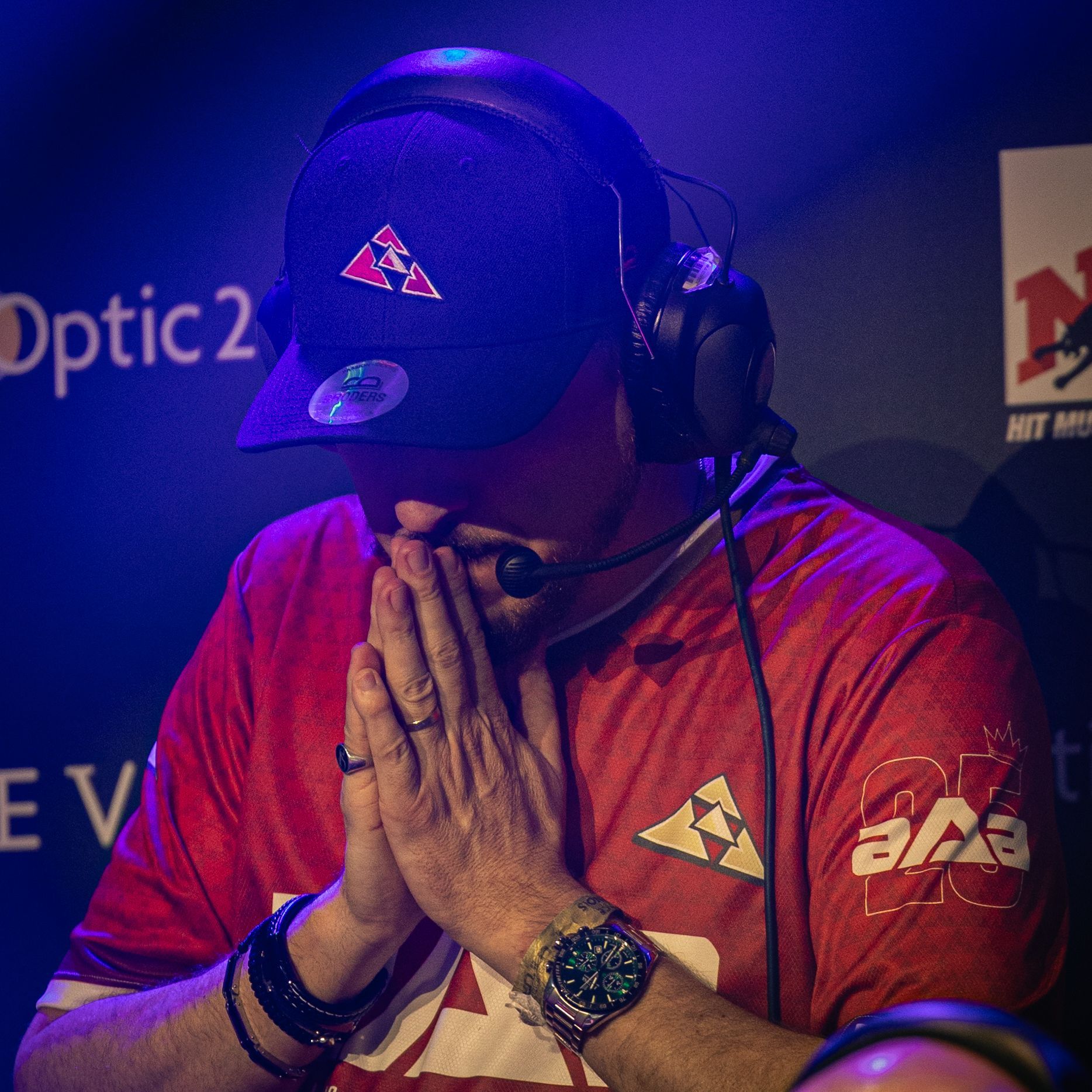 team_Ozstrik3r