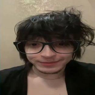 roaltyXVII avatar