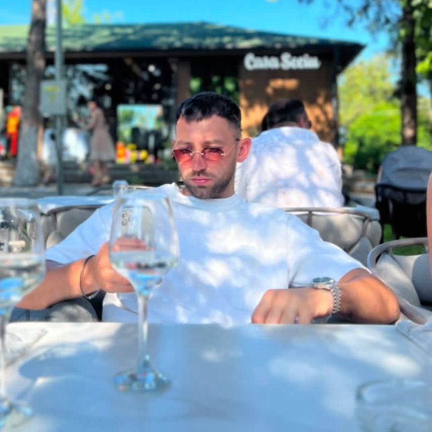 whotfr FACEIT avatar