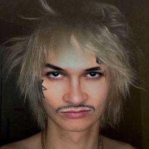 Leenesy avatar