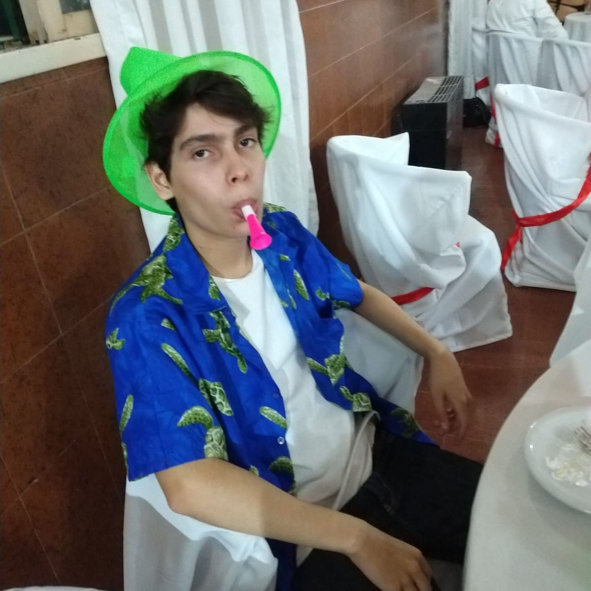 --_Manu_--