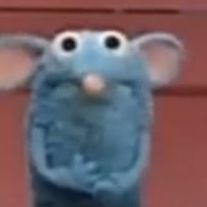 tHoMaS