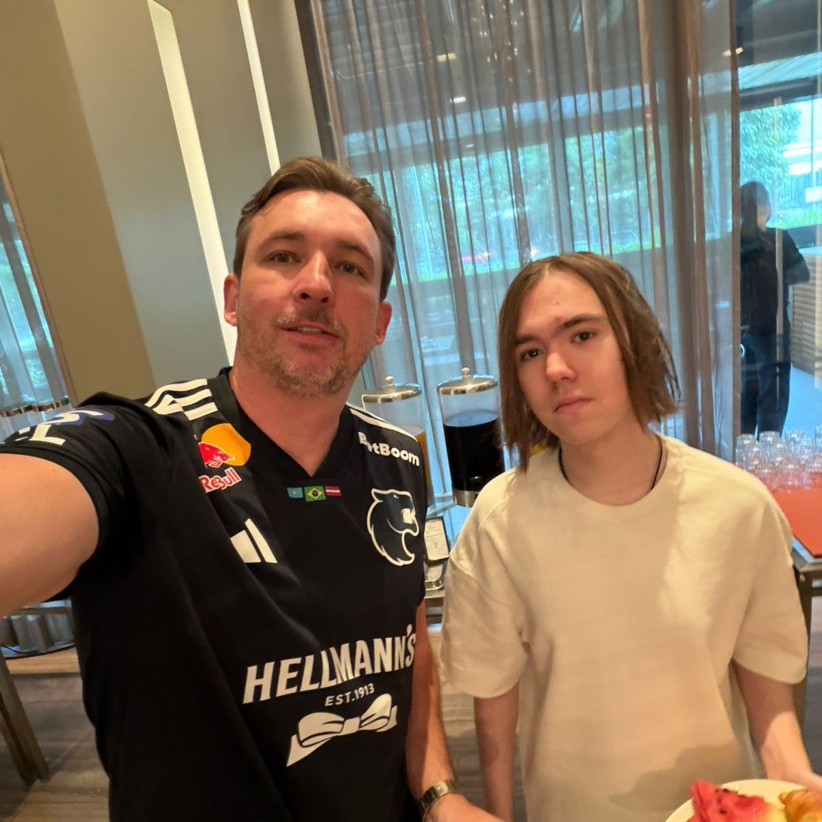 spyyyy_