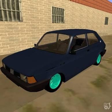 Fiat147Peek