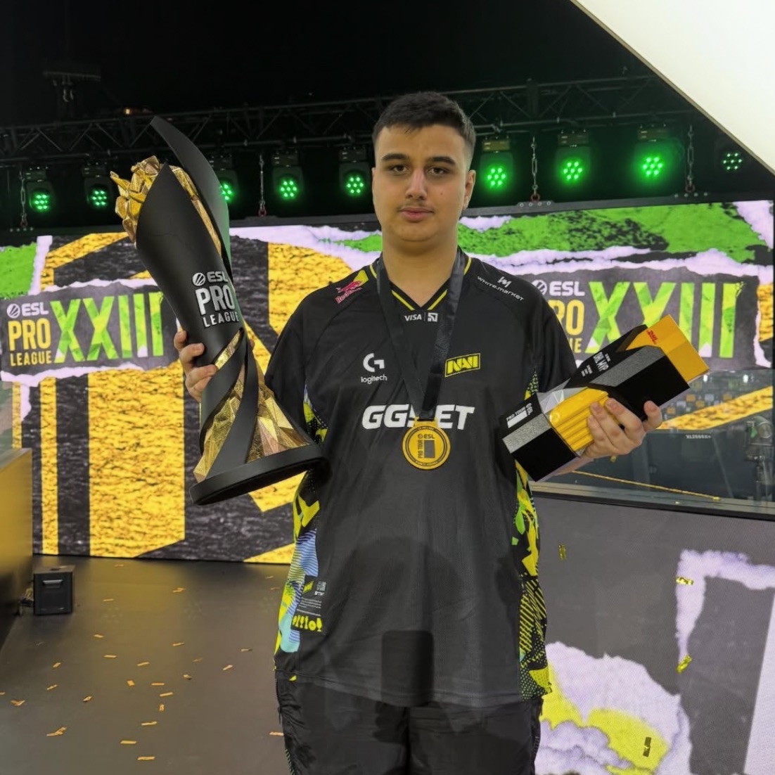 team_azyyk1ng