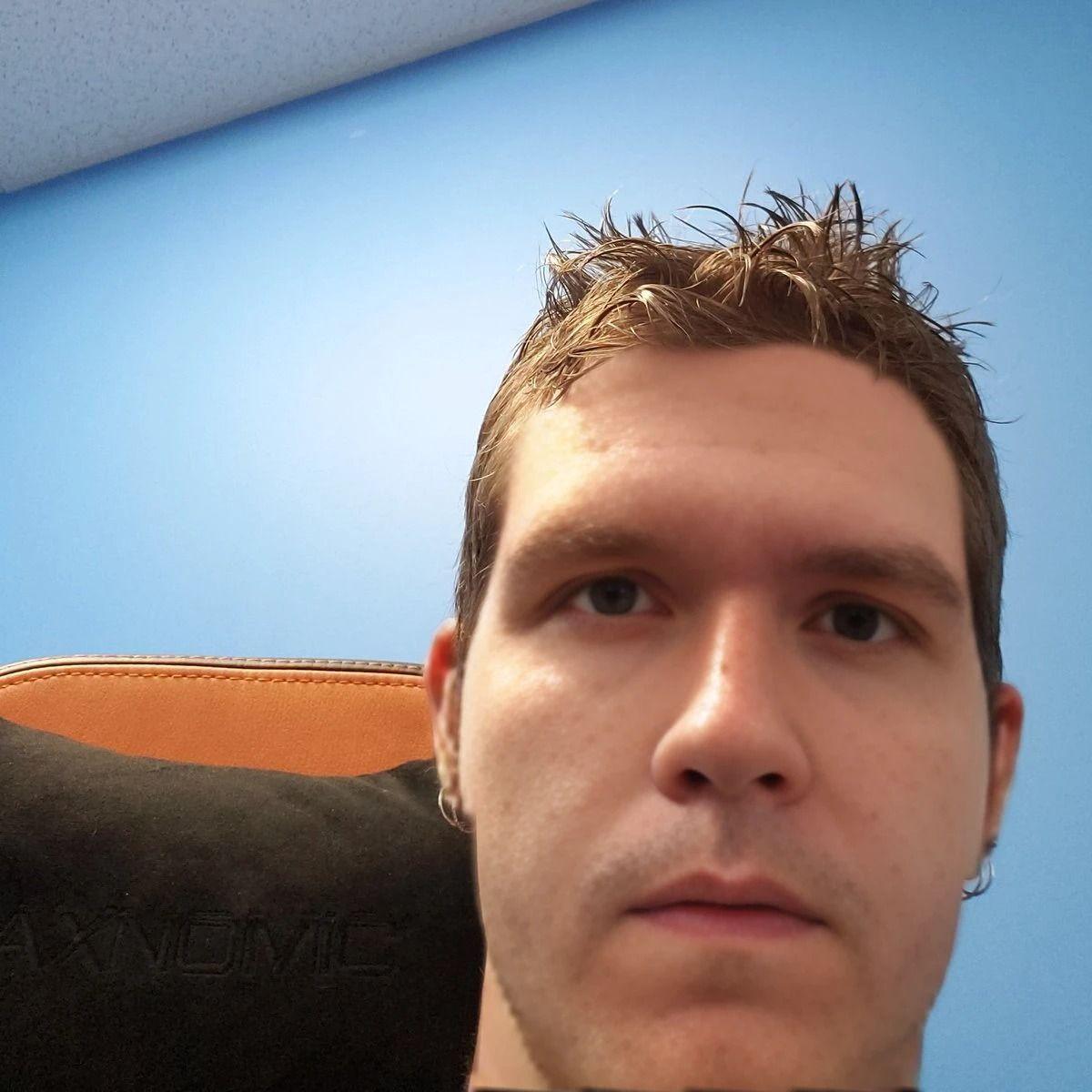 DVR1US avatar