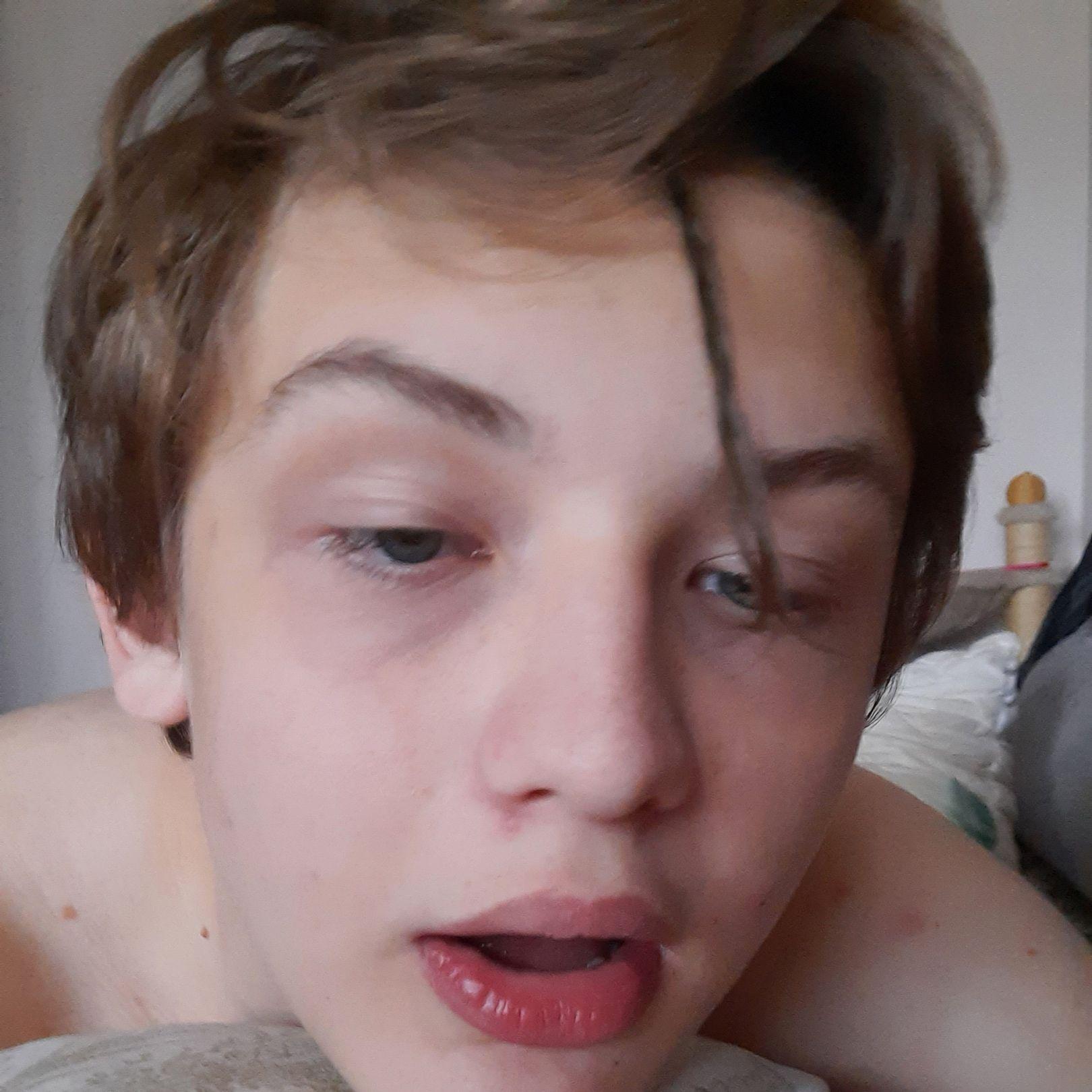 Adorlew avatar