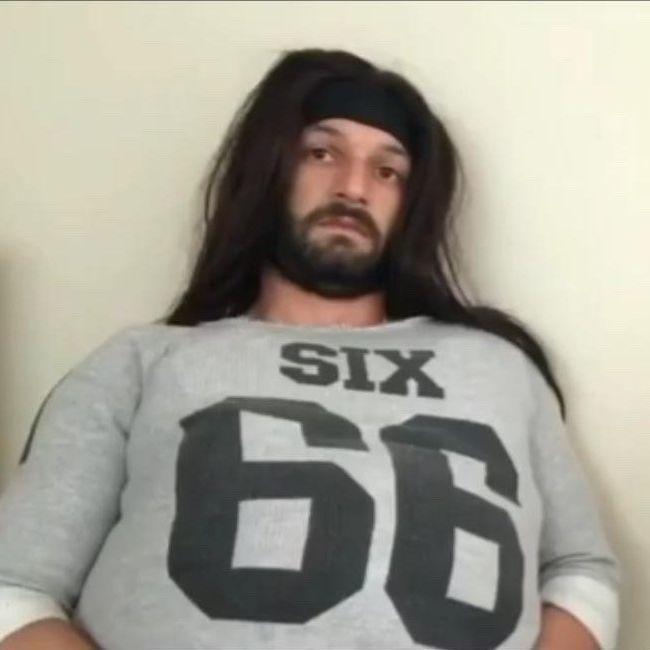 BurakAks avatar