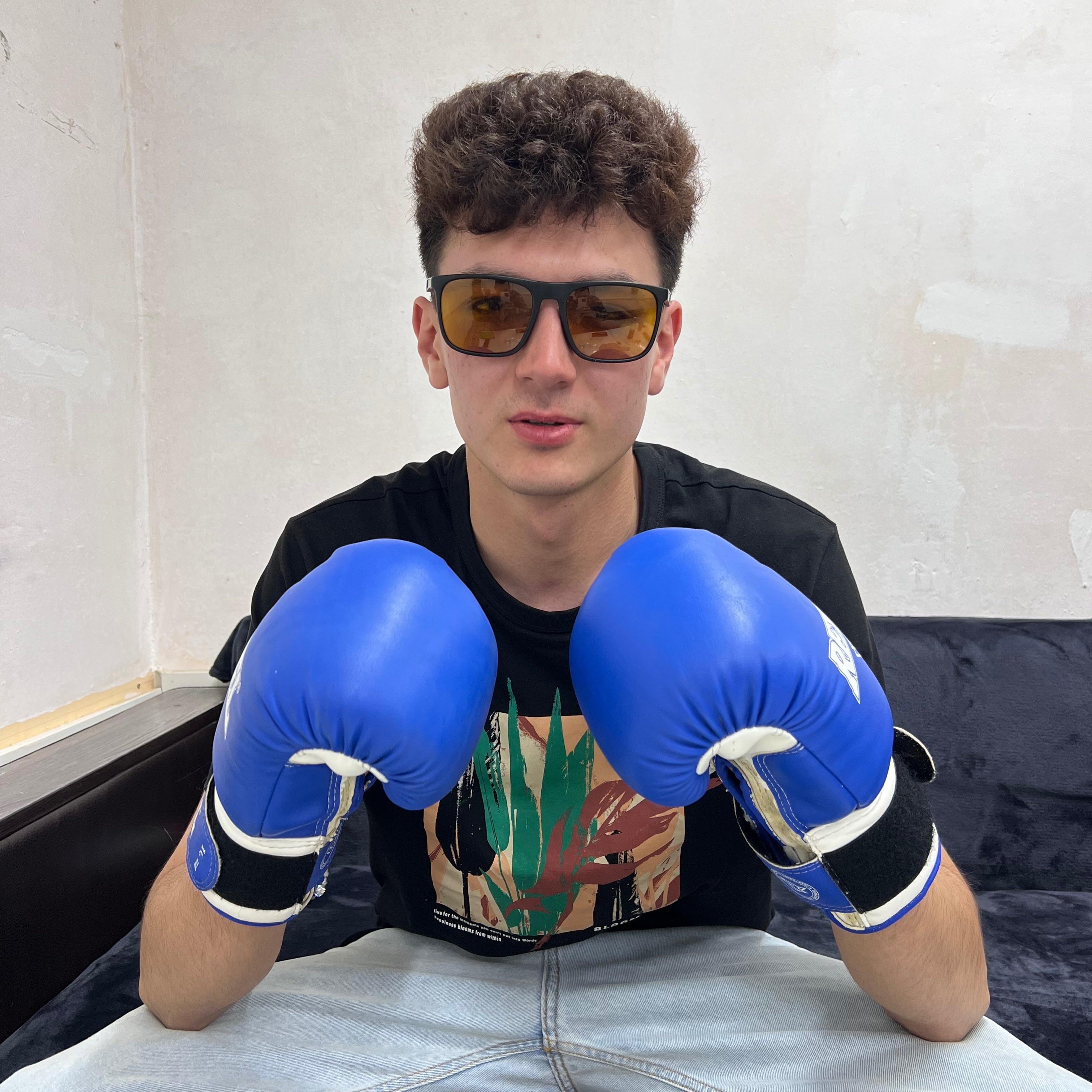Gaziz_Akh avatar