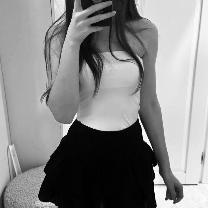 essentLess avatar