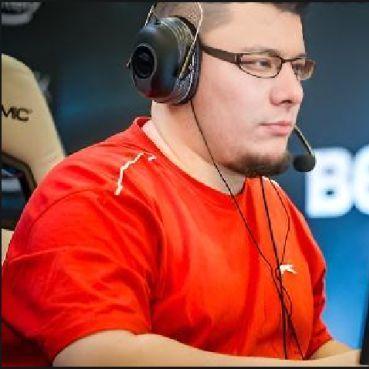Dedusiek1337 avatar