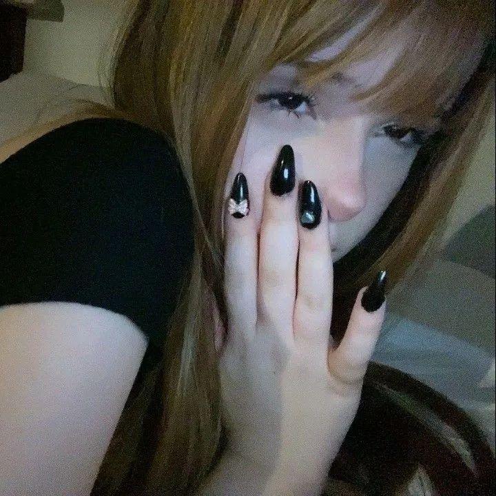 OLbGA_P3TR0V avatar