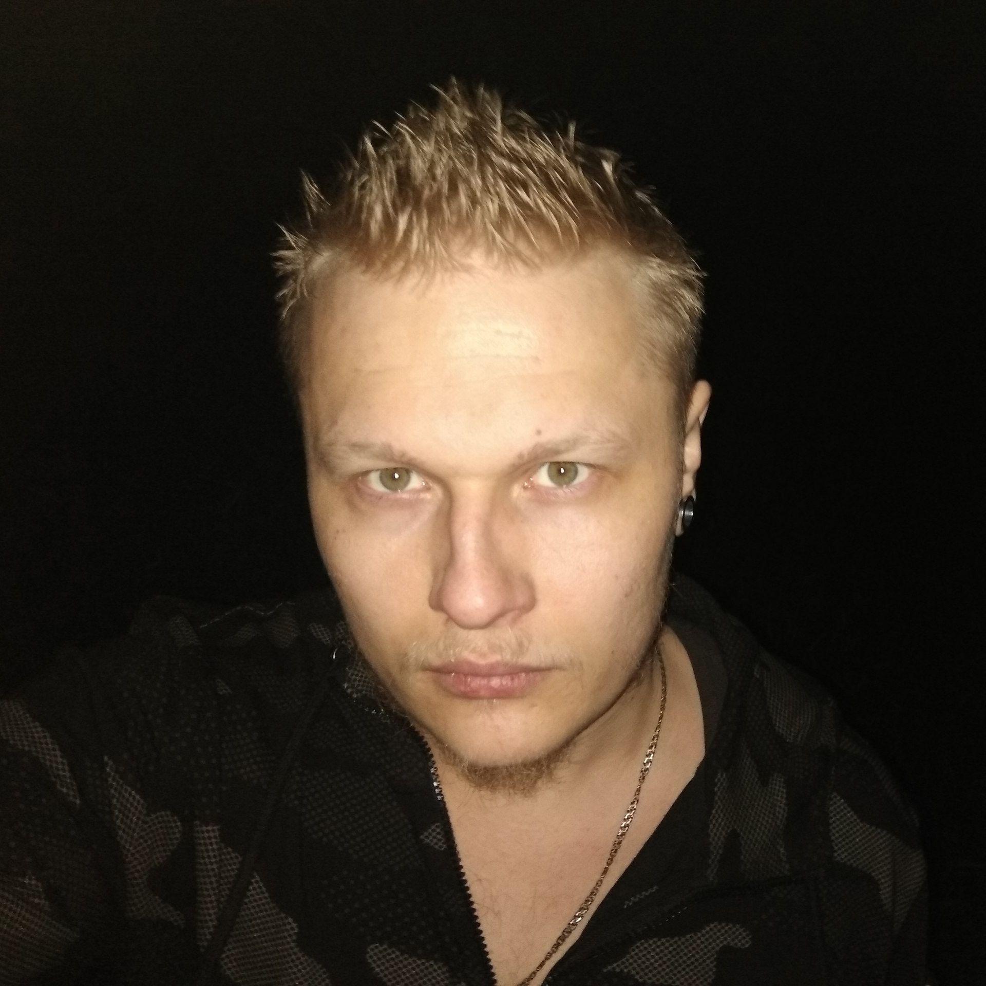 VENOM_USIKOV avatar