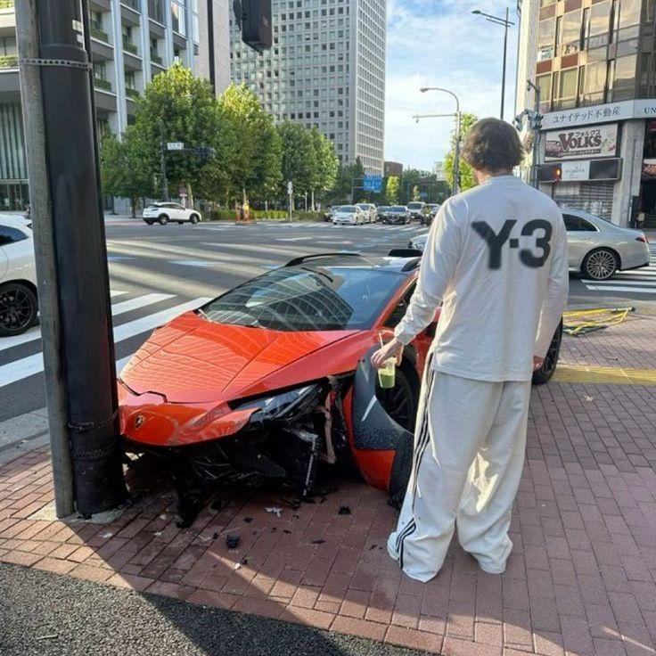yvlone avatar