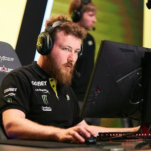 LickalotaPus FACEIT avatar