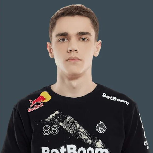 130Ping_Peek avatar