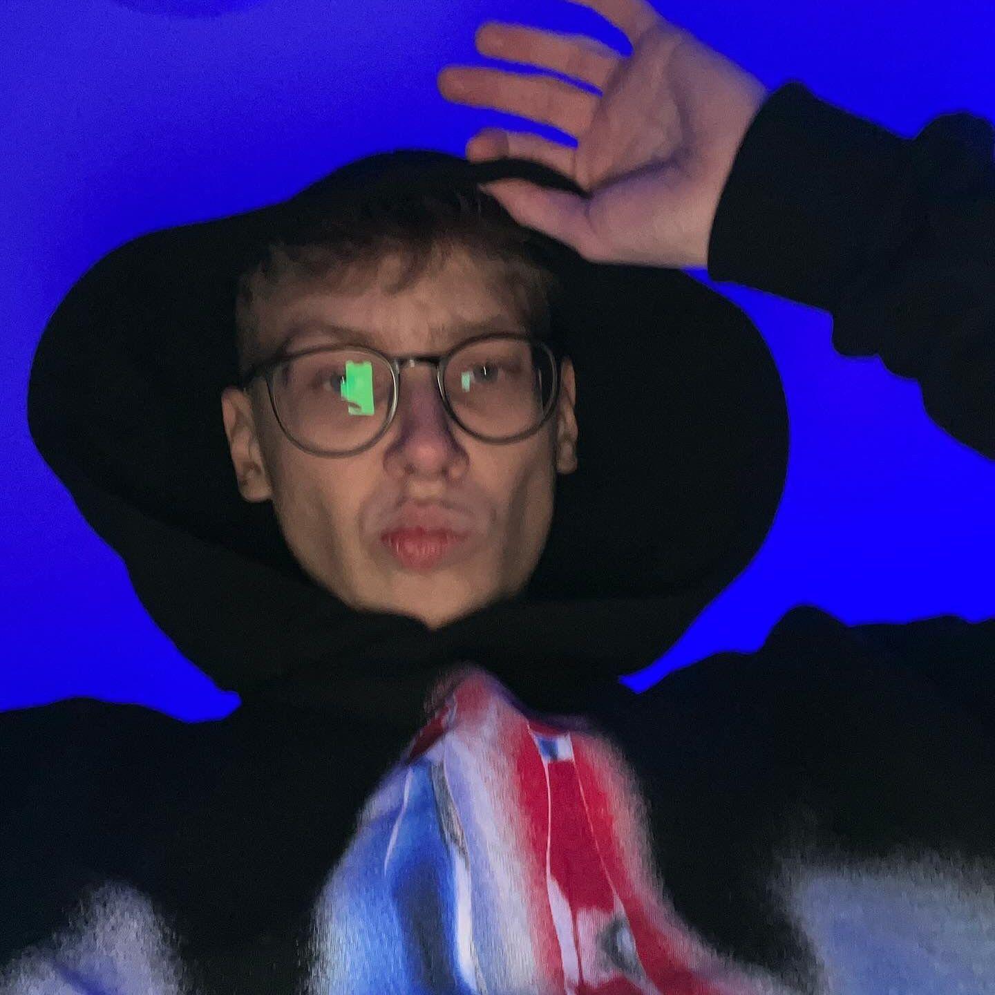 CherryKaras1 avatar