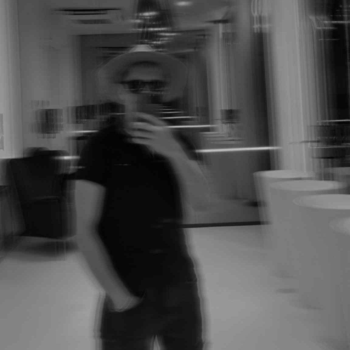 NeluDelaGaze avatar