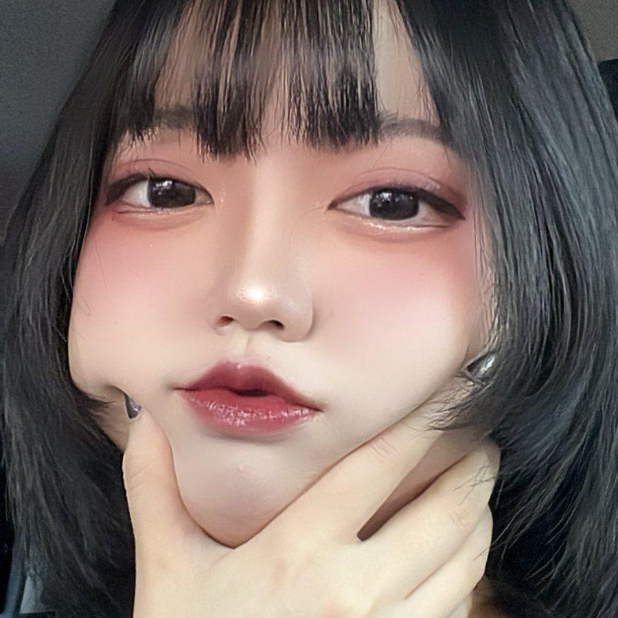 rozy_JINYI avatar