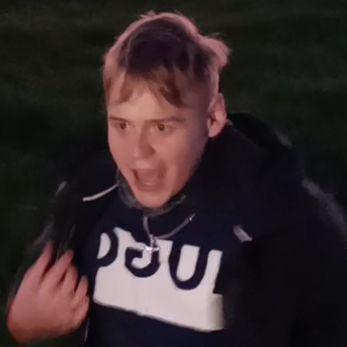mlodyxad