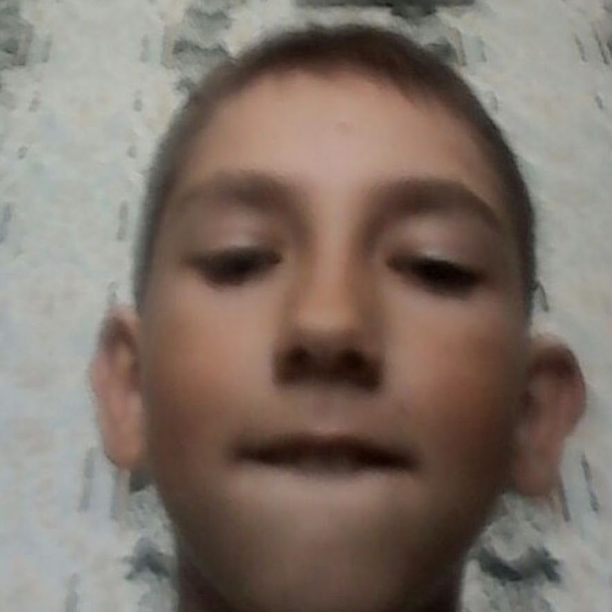 _XyL1GaN4iK_