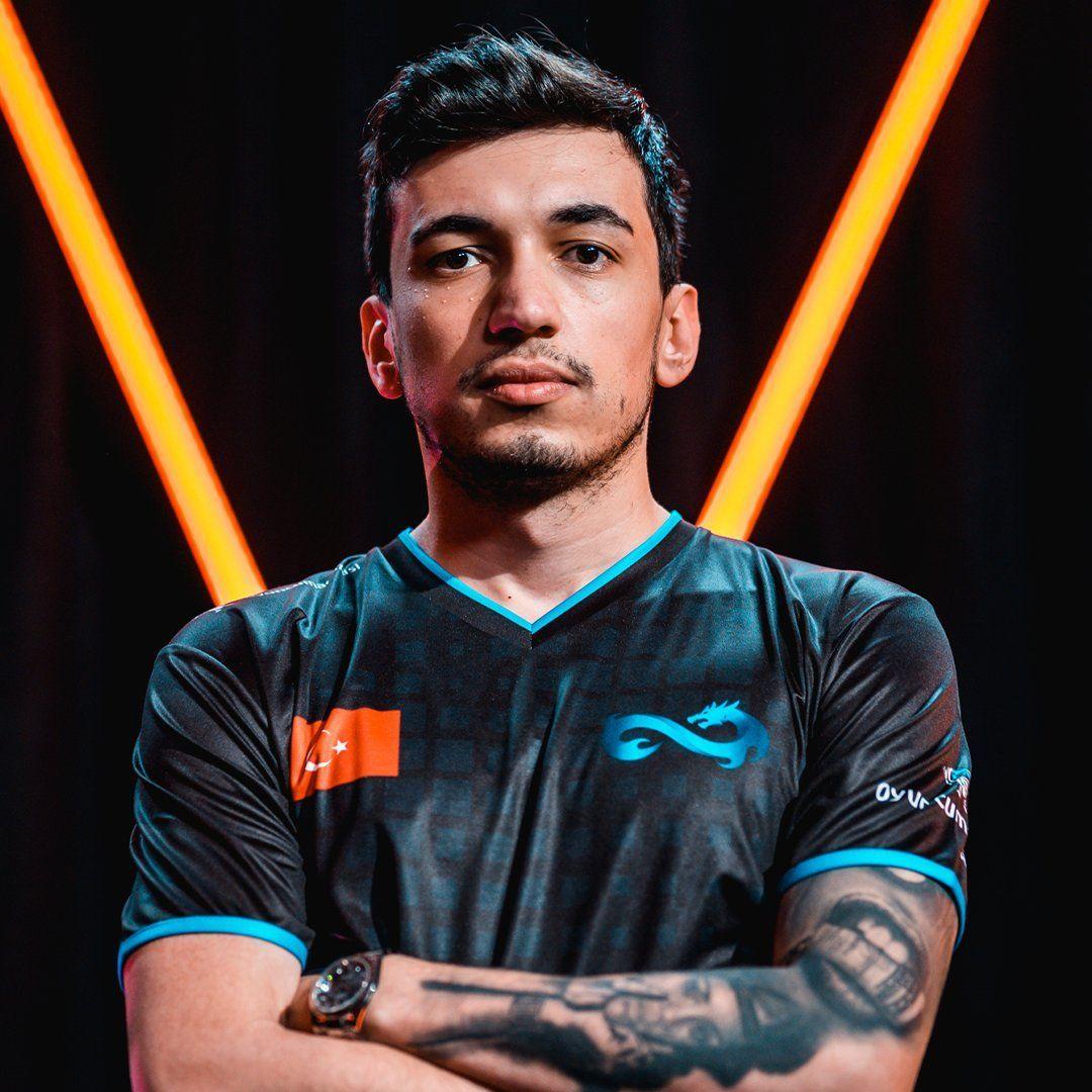 Maurnes avatar
