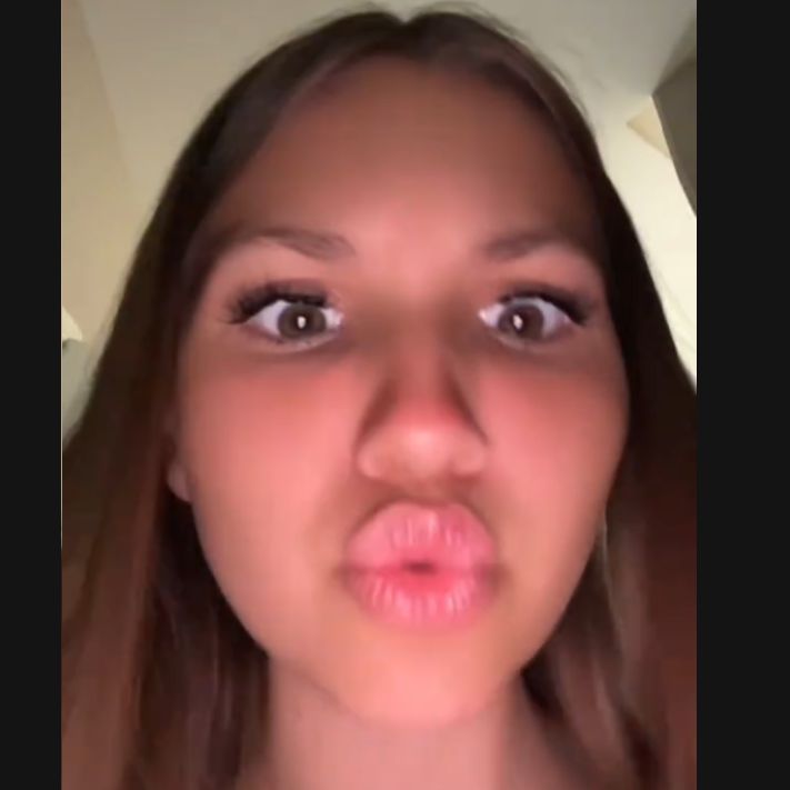 dedpeeek