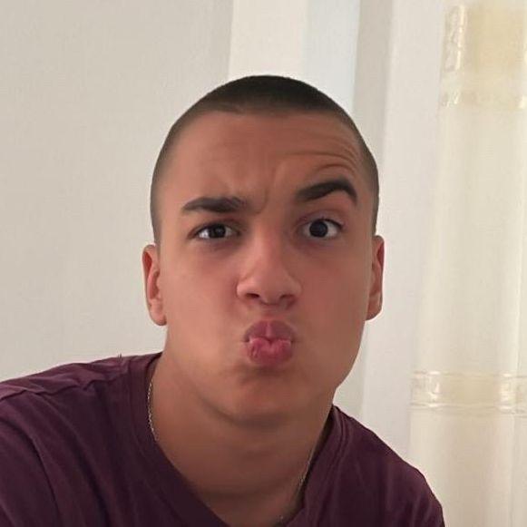 FakeDjolo avatar
