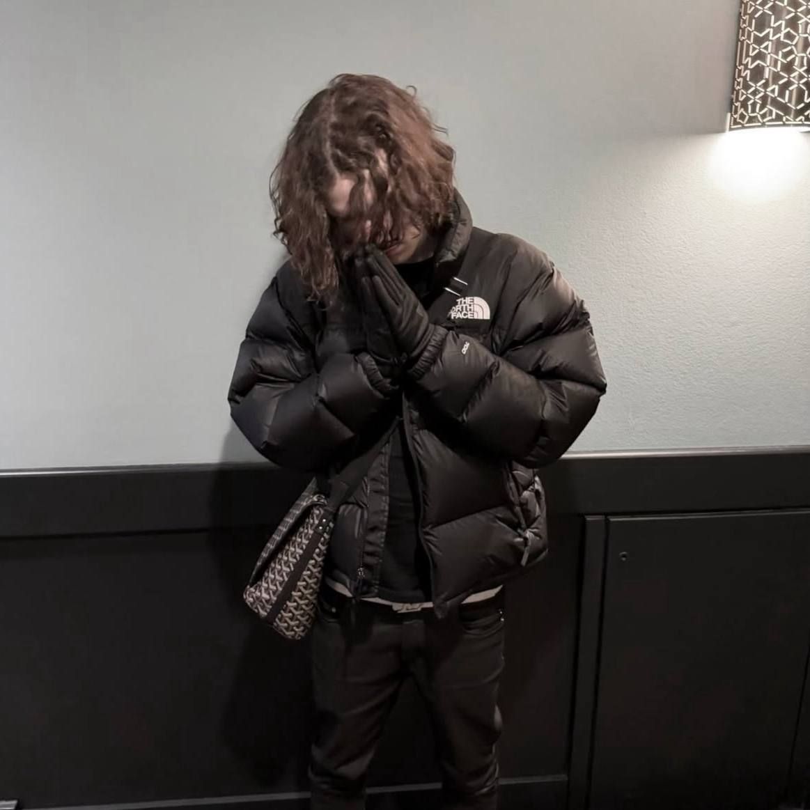 sheneedmeLL