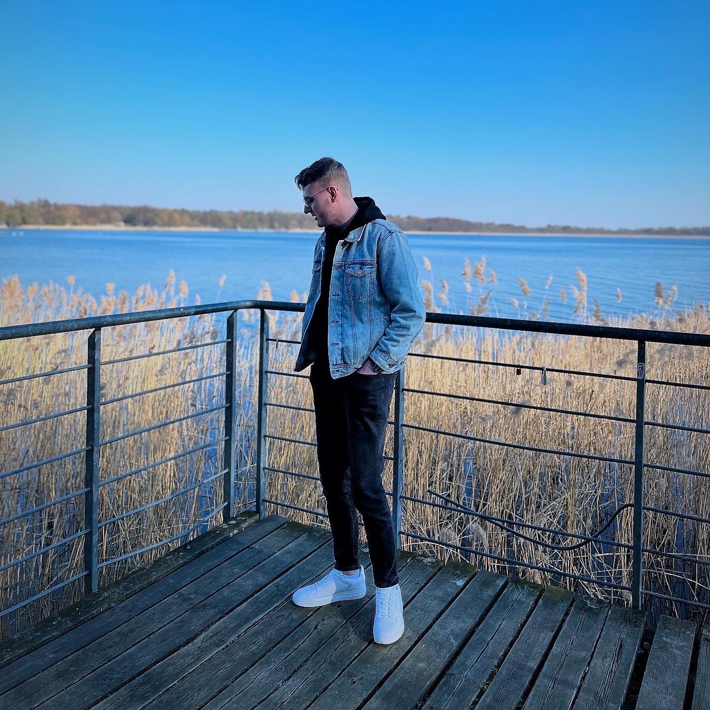 areek1801 avatar