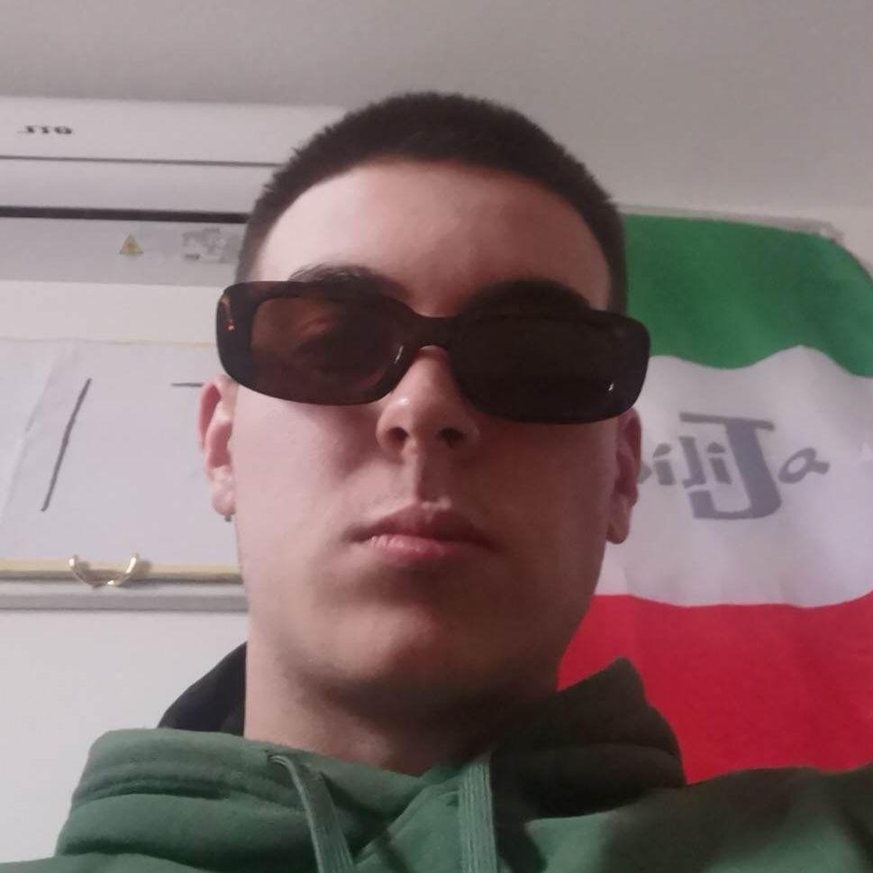 R3DL1NEEE avatar