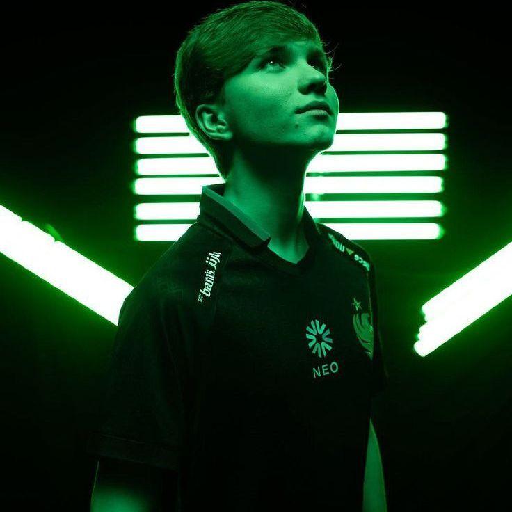ap0ggee avatar