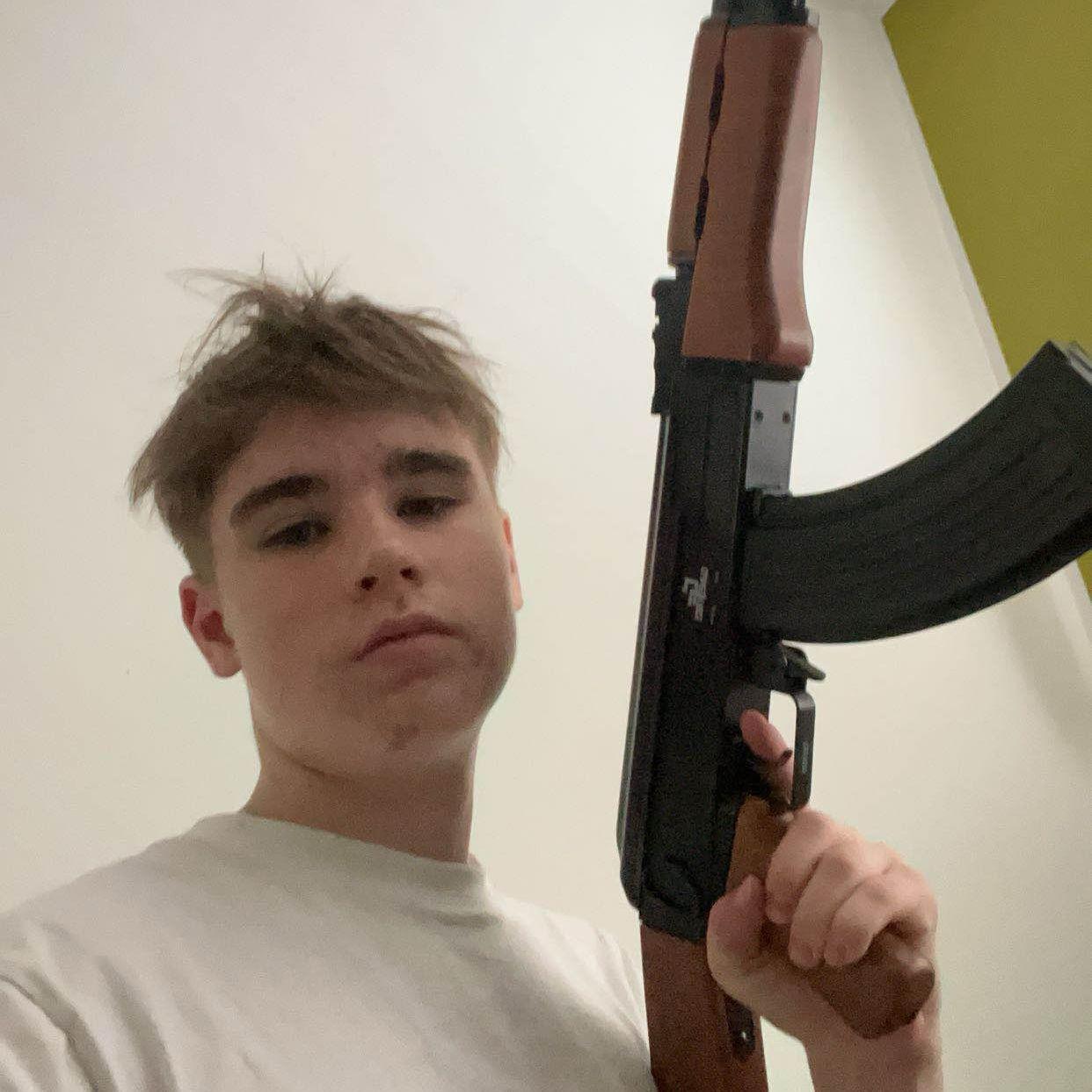 l1mek12 avatar
