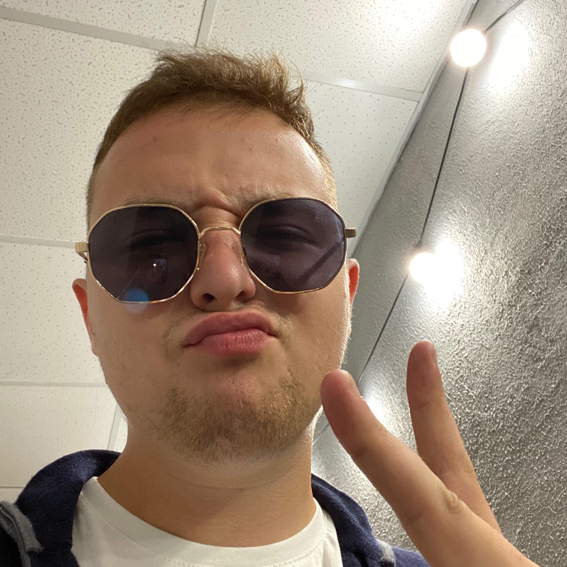 yelowwflash avatar